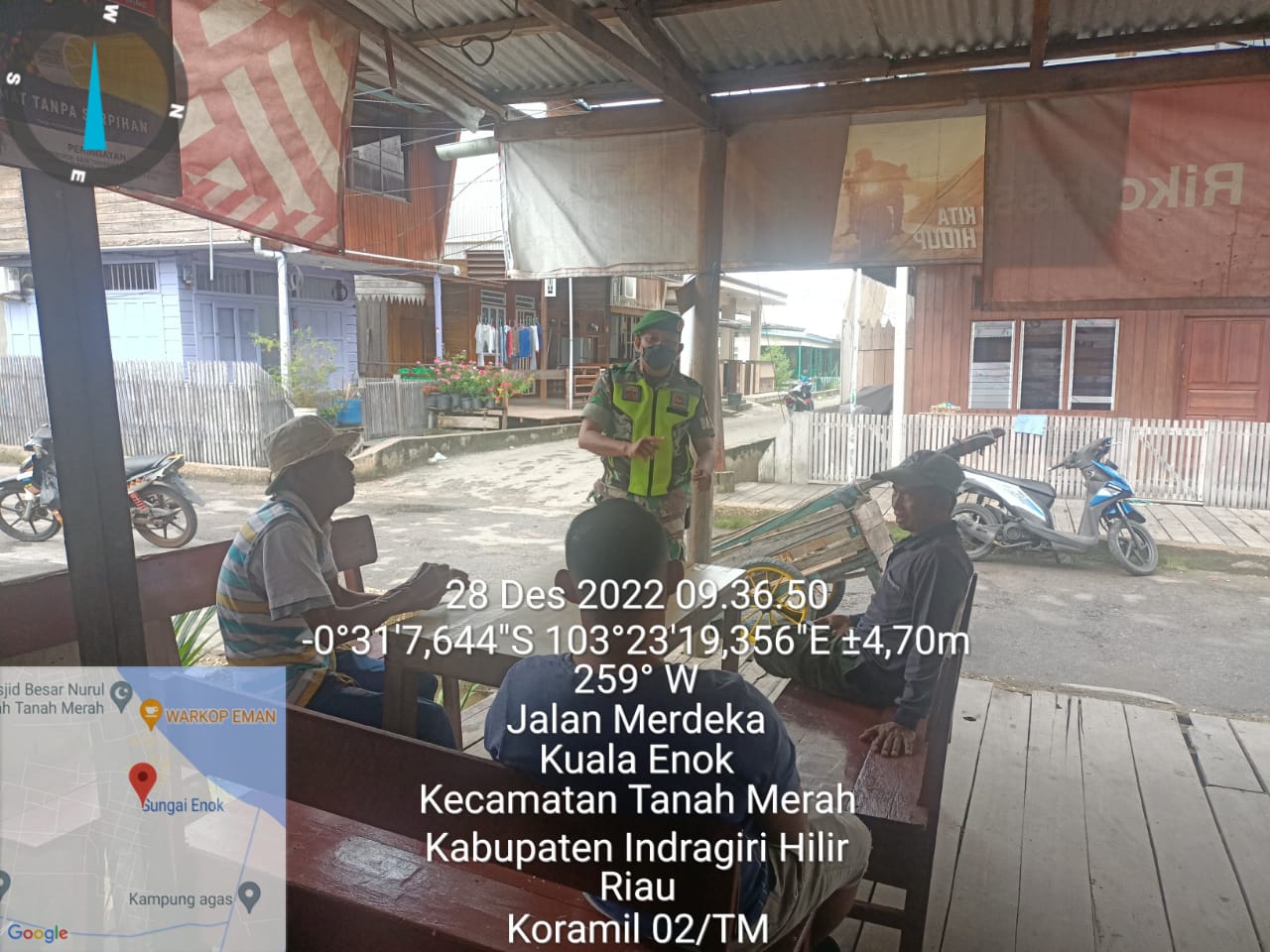 Personil Koramil 02/TM Laksanakan Disiplin Terpadu Protokol kesehatan ke Warga 