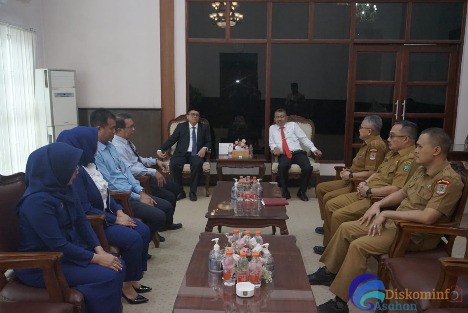 Kunjungan Pimpinan PT BANK SUMUT Cabang Kisaran di Ruang Kerja Pjs Bupati Asahan